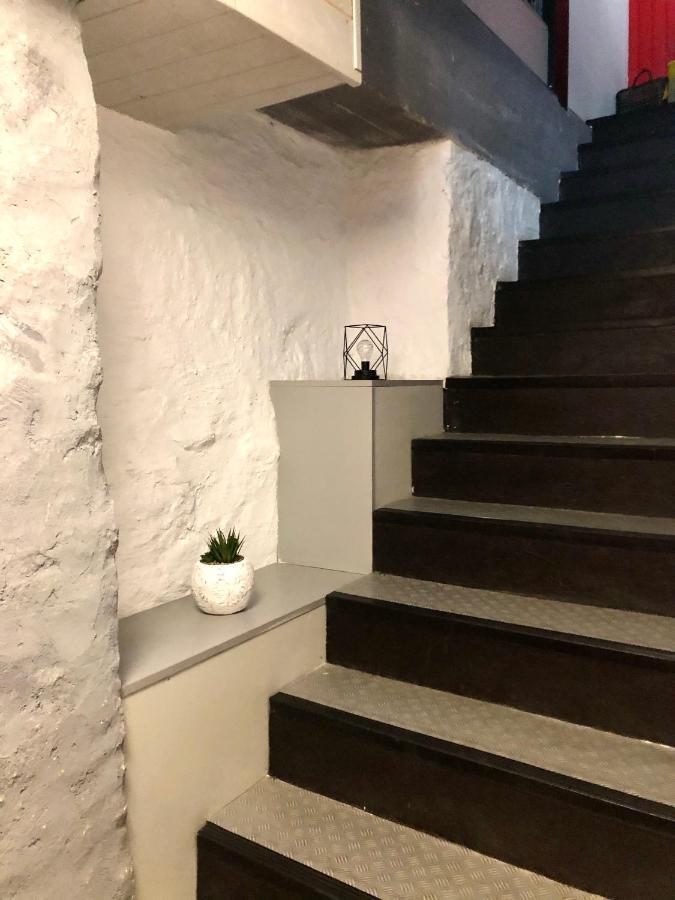 La Maison d'Alix, à l'intérieur de la Cité médiévale! Carcassonne Exterior foto